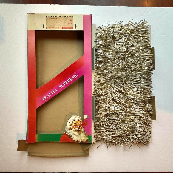 Set of 2 Vintage Christmas Tinsel Garland Italian Gold White 36 feet In Box - Picture 2 of 11
